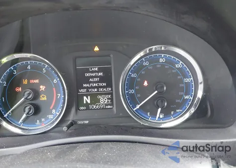 2018 Toyota Corolla Le из США, поврежденный, VIN 5YFBURHE5JP798469